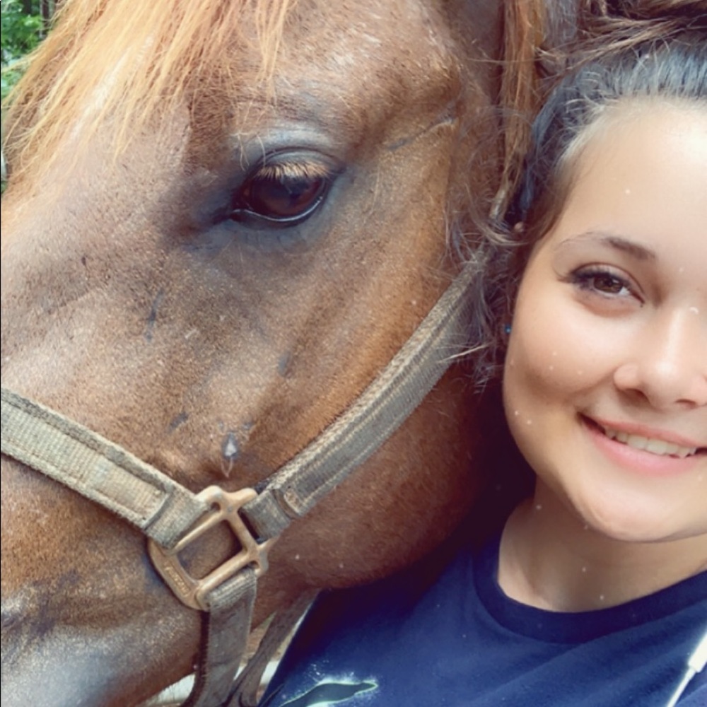 Meet your Posher, Amanda